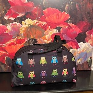 NWOT Bag black with cute colorful owls 🦉